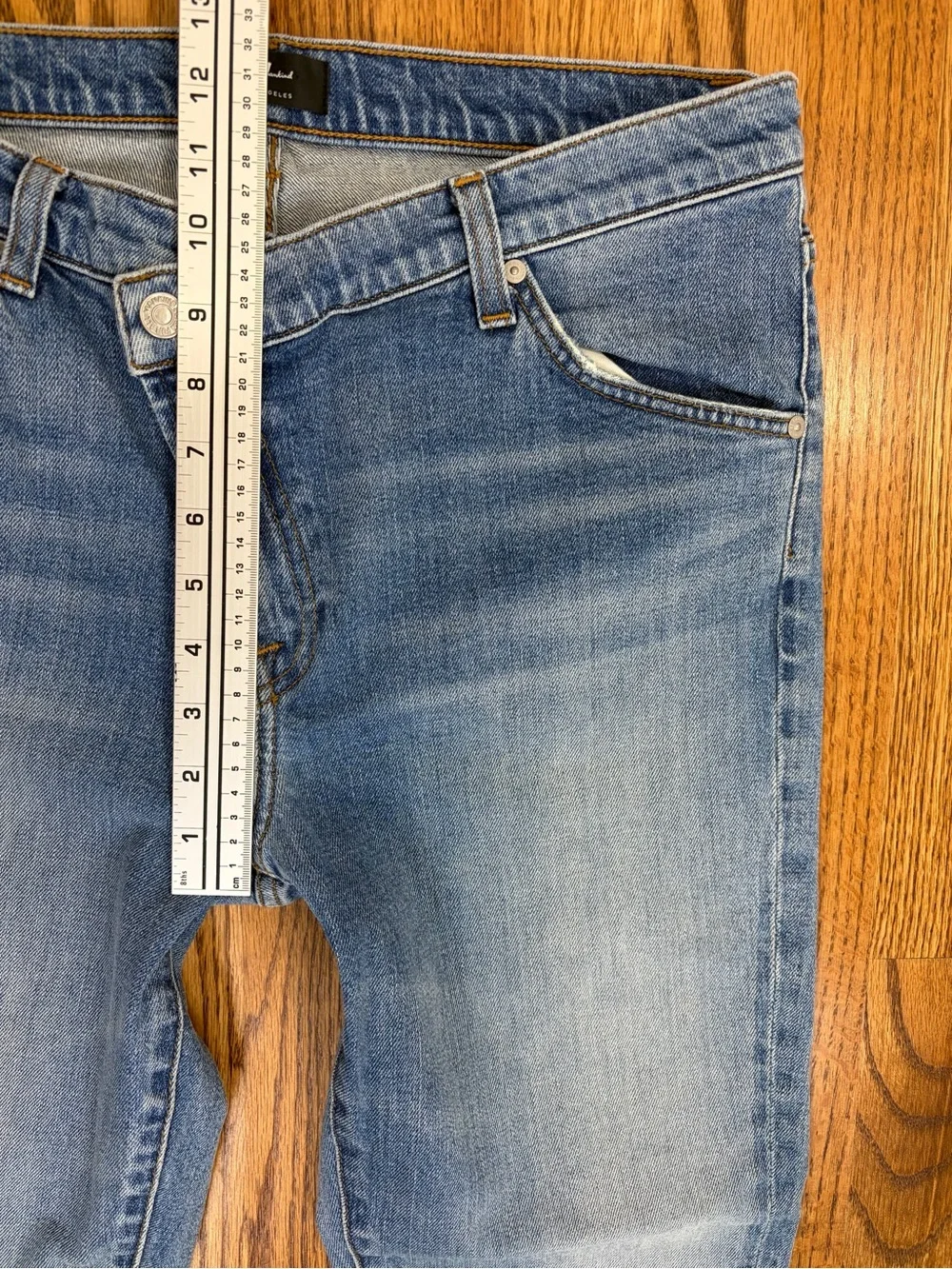 7 For All Mankind Asymmetrical Cross-over Fly Blue Jeans (31) - Picture 6 of 8
